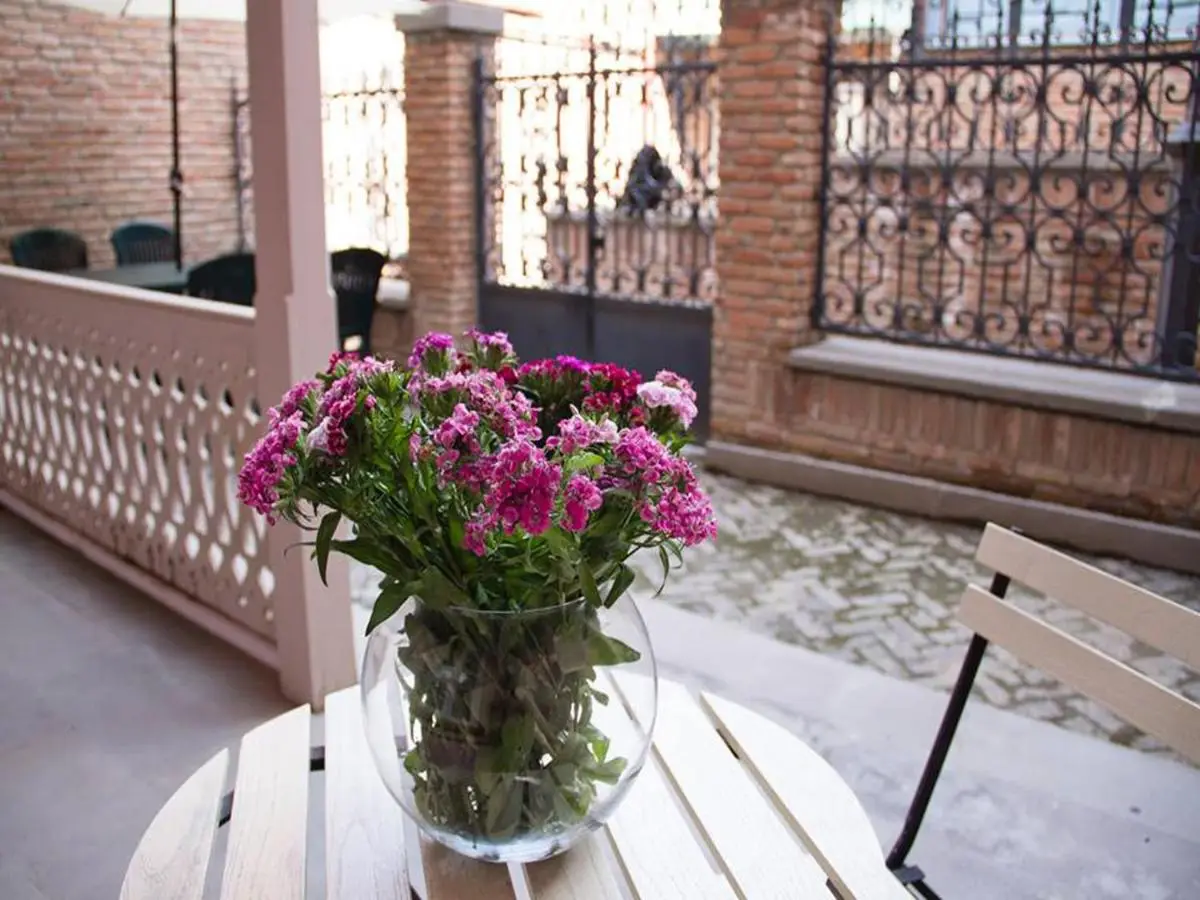Apartment On Saadi Str Old Tbilisi