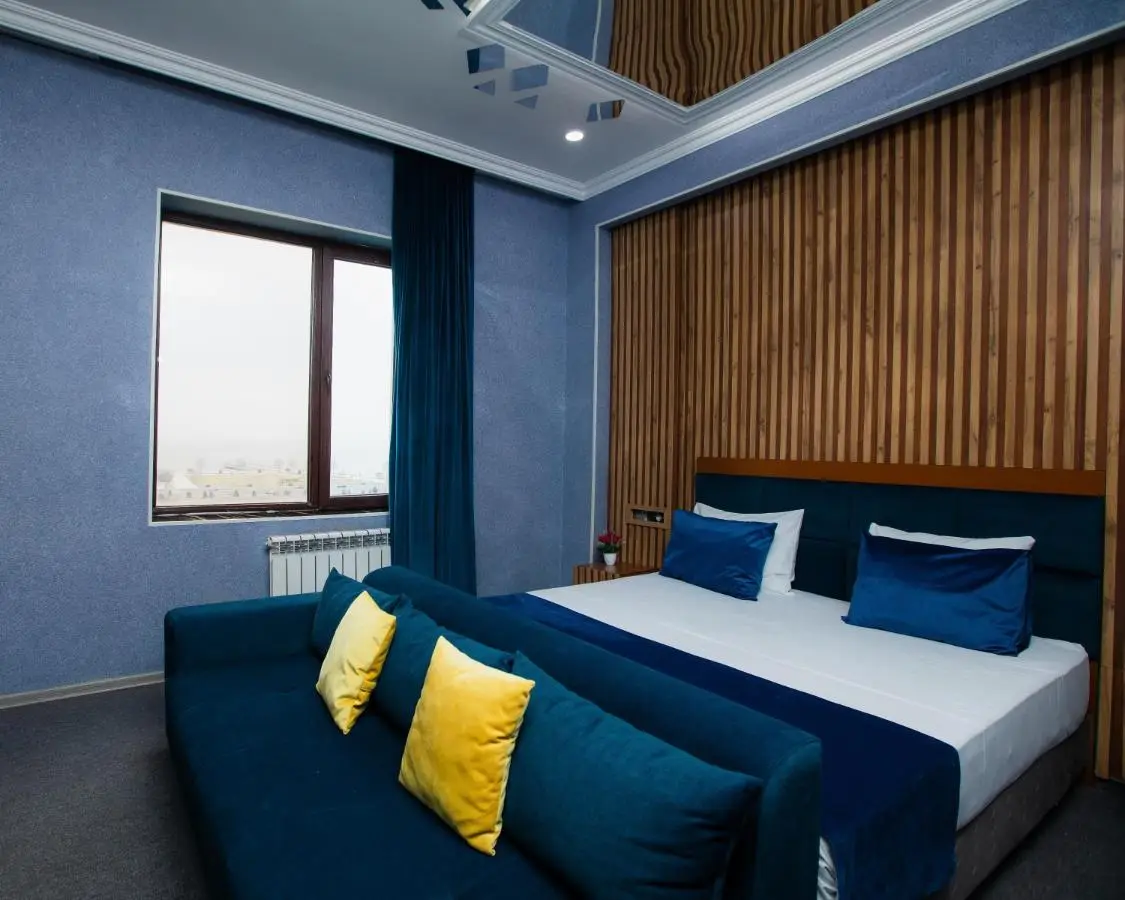 Corniche White City Hotel