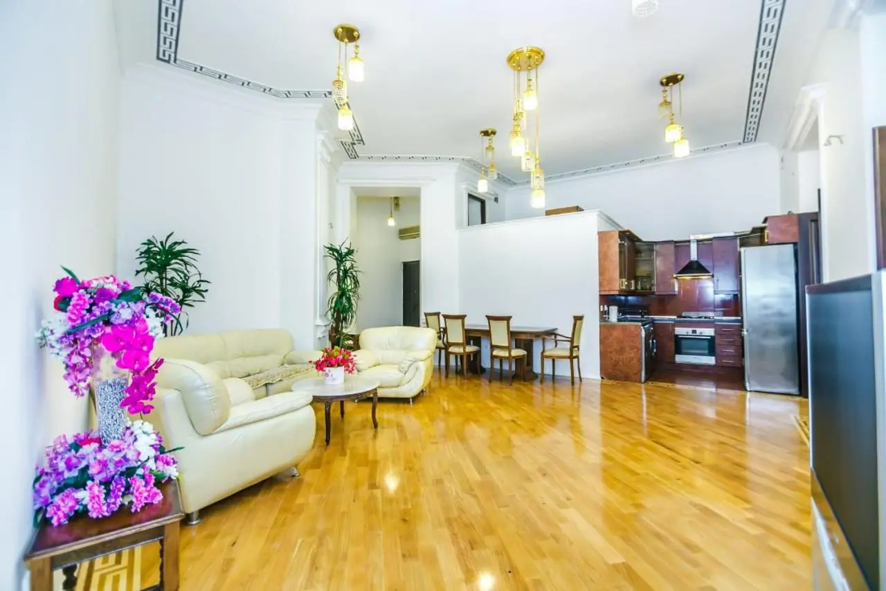 White Apartment In The Nizami Street