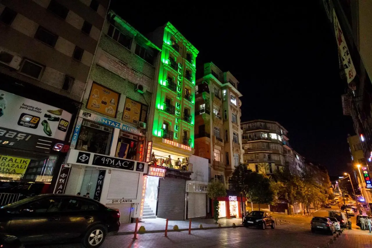 Hotel Bestur