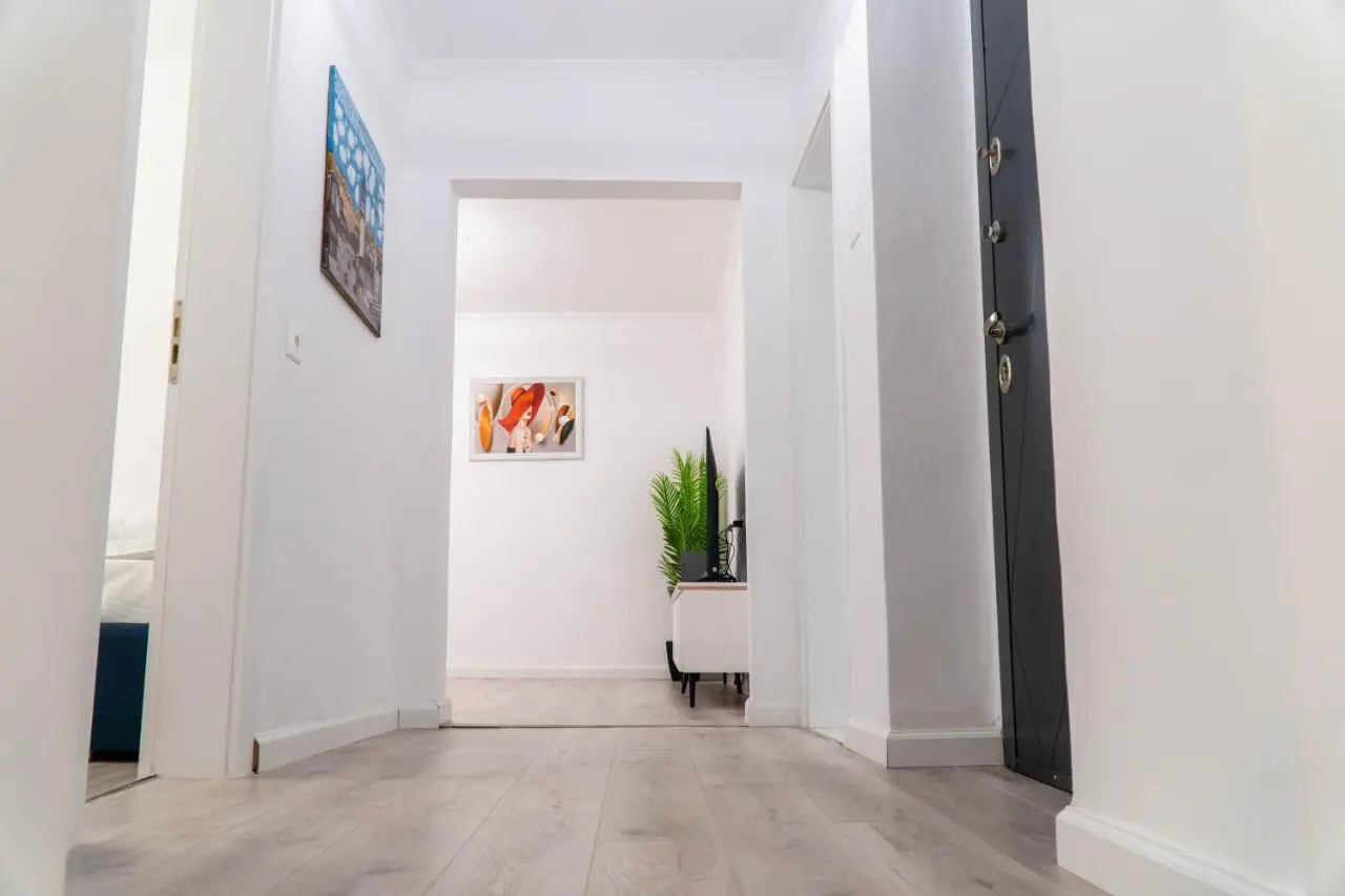 Signature apartment 8