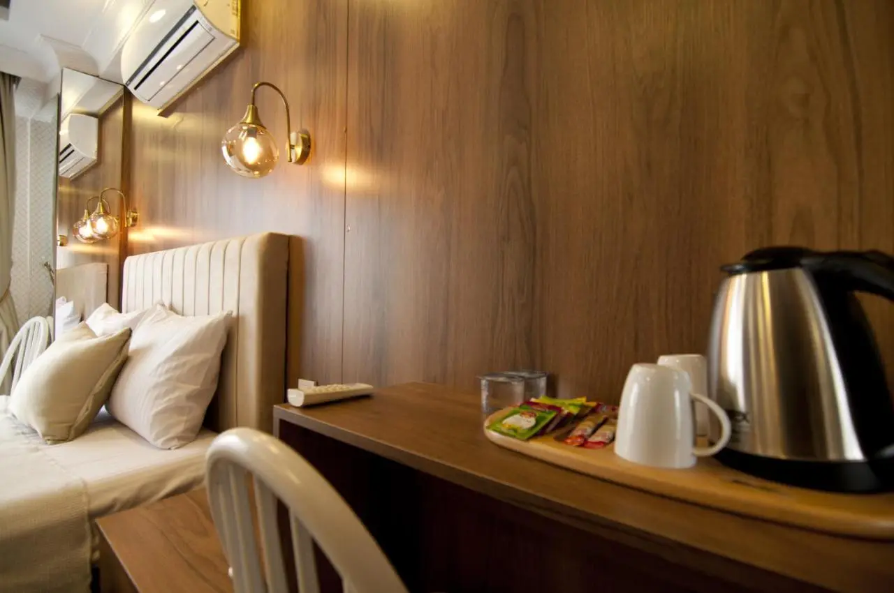 IMMORTELLE HOTEL lord sophiha