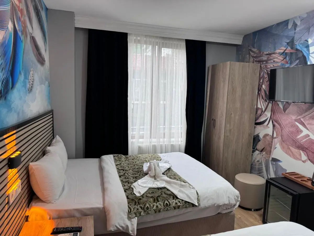 Rozza Hotel