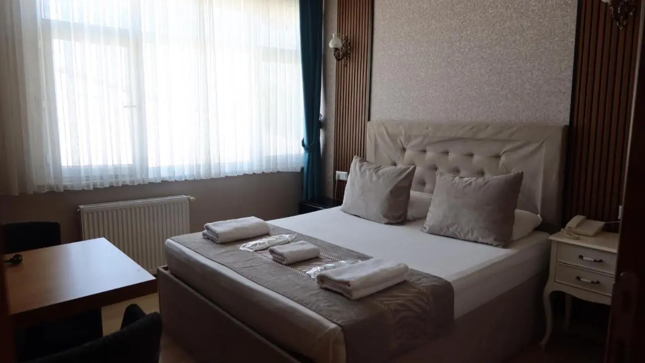 ÜSKÜDAR OTEL