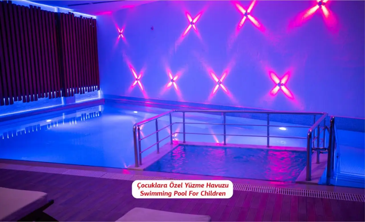 Yalova Lova Hotel & SPA Yalova