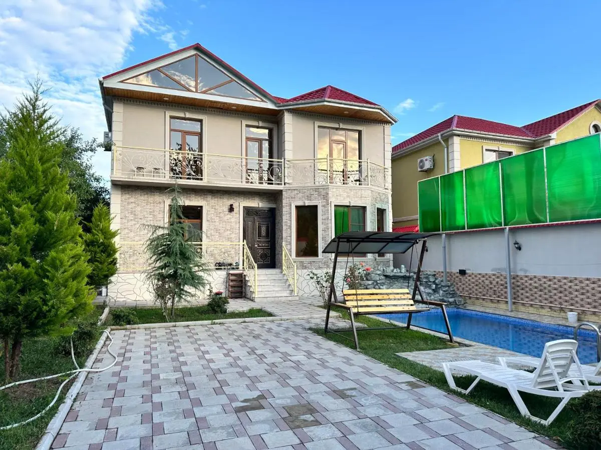 Friend's House