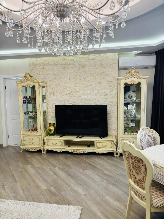 VIP BIG Apartment