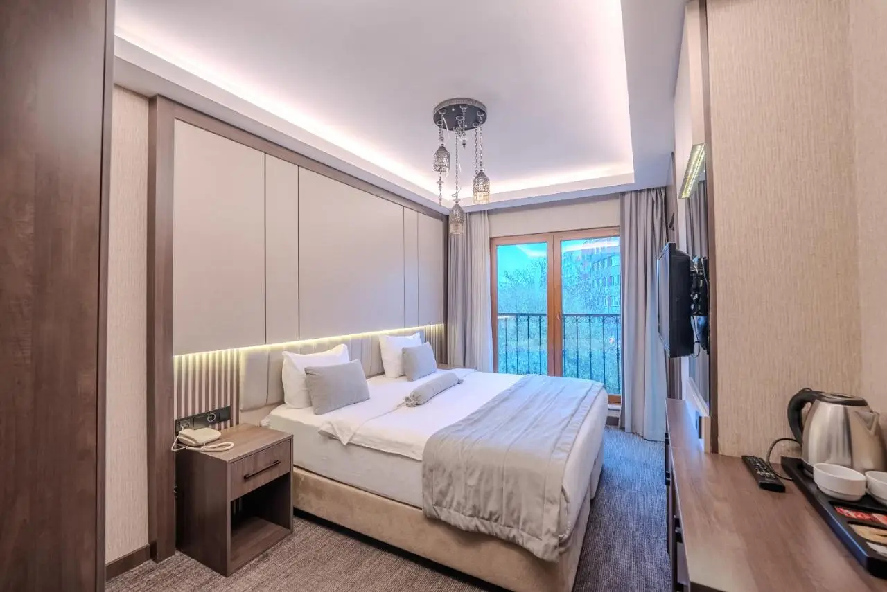 BEST GARDEN HOTEL