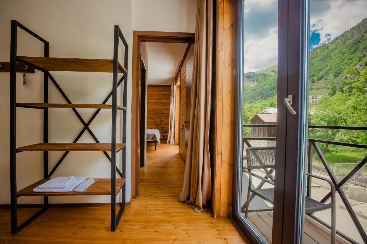 Chalet Mestia