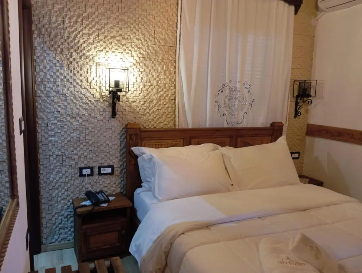 City Street Hotel