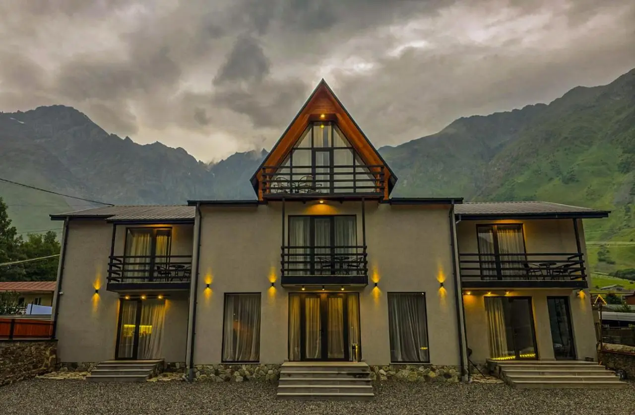 Baza Kazbegi