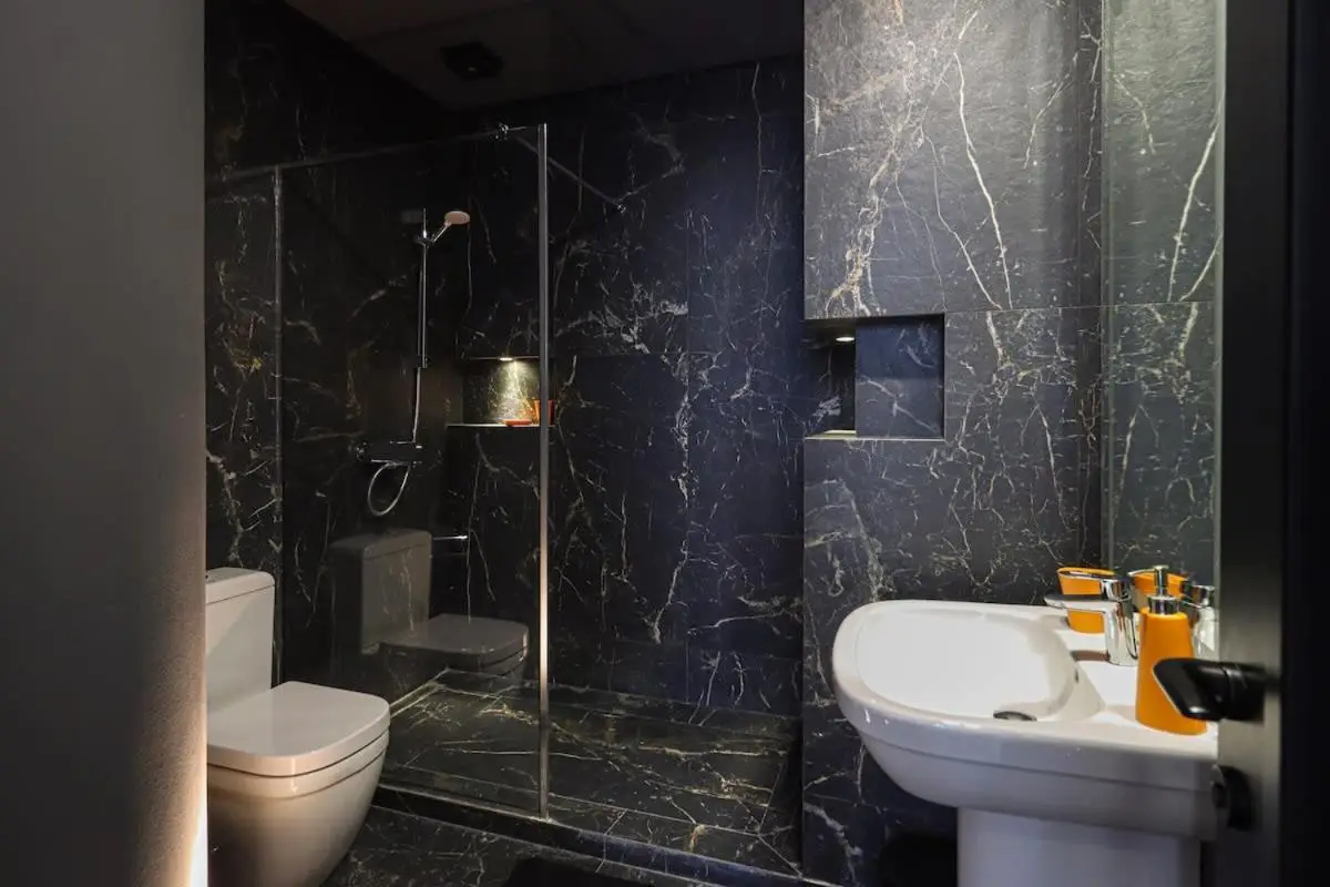 Luxurious 2BR Apartment at King David - By Wehost
