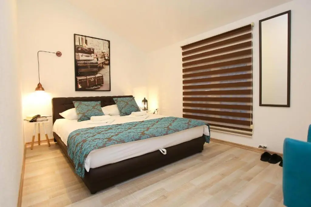 Central Located Guest House