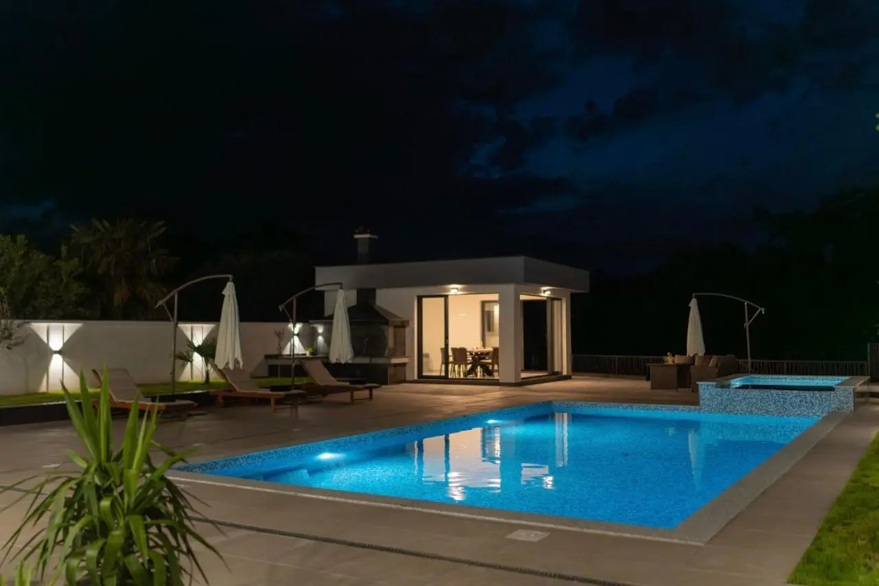 Villa H