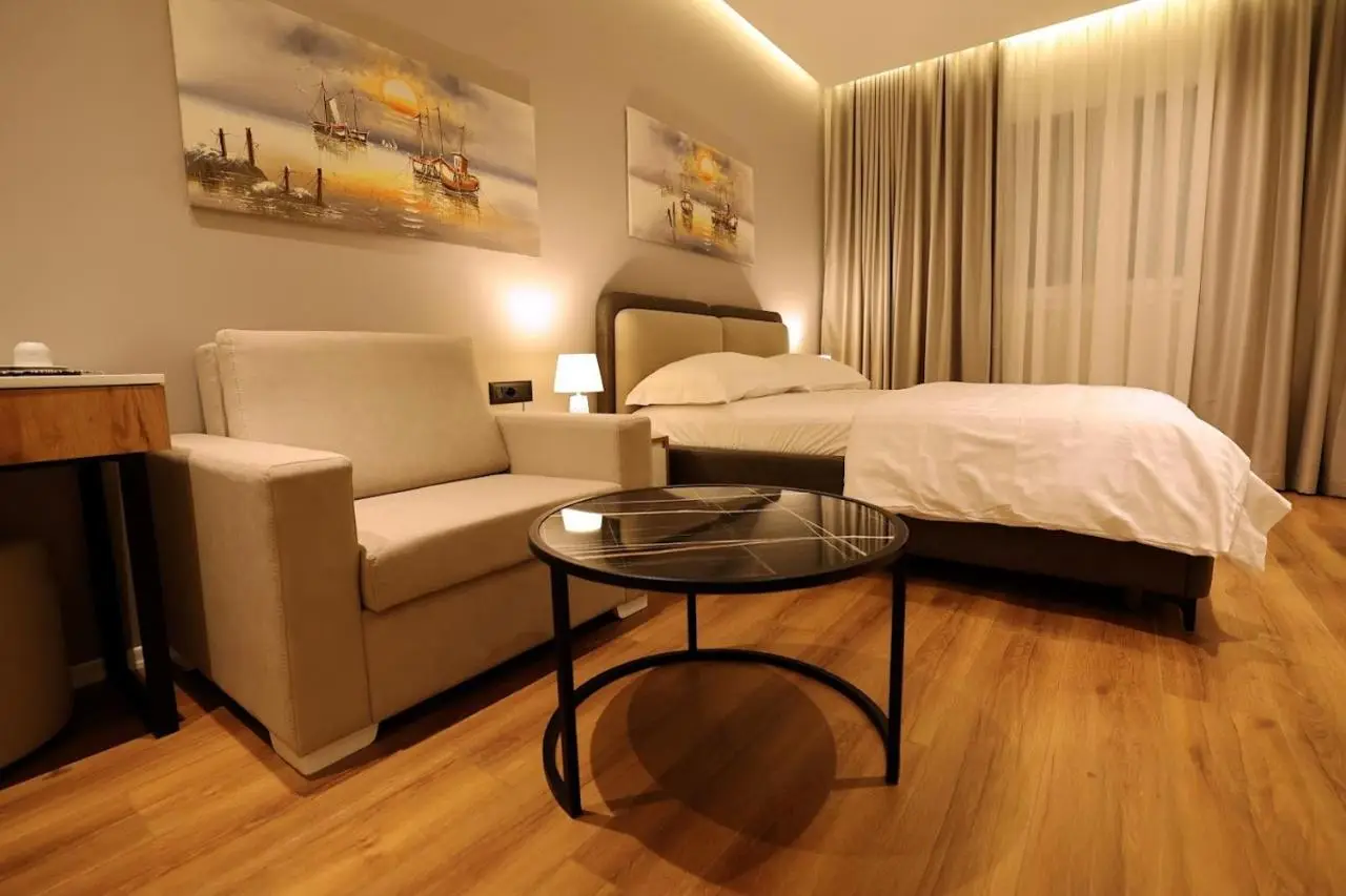 Theatro Hotel Apartaments Tirana