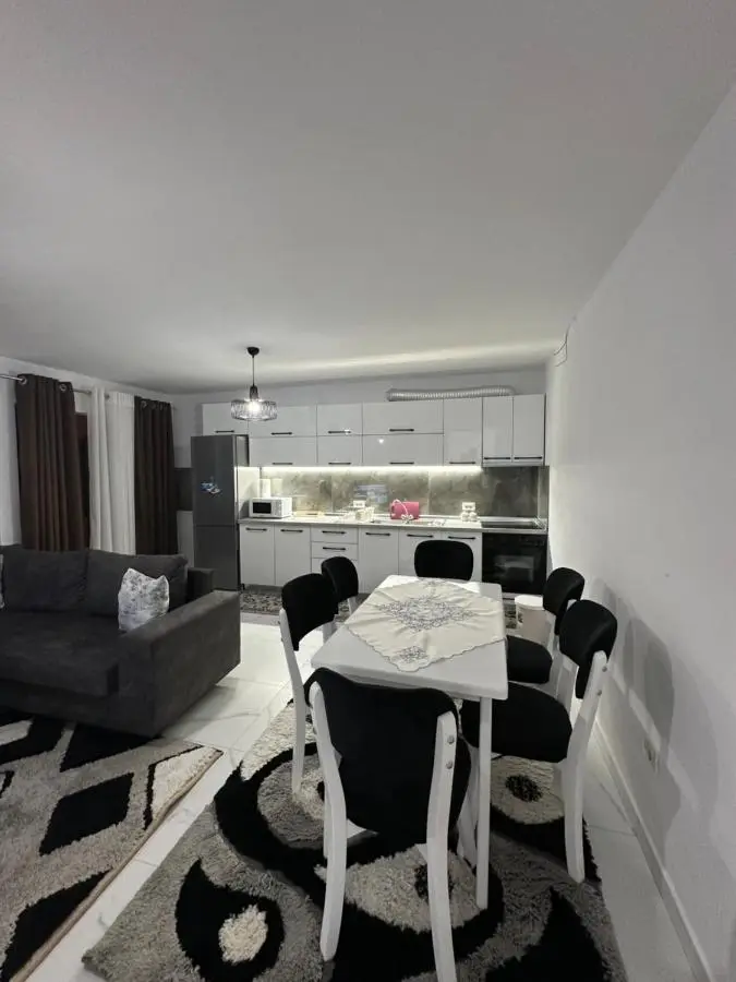Elezi Apartment City Centre