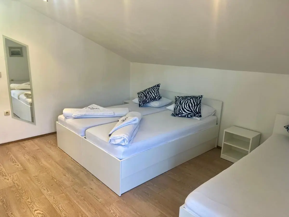 Magic river view Apartment