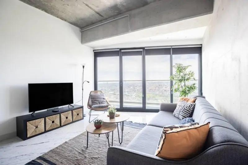 Gorgeous Modern 1BD Condo Views w PoolGym! #255