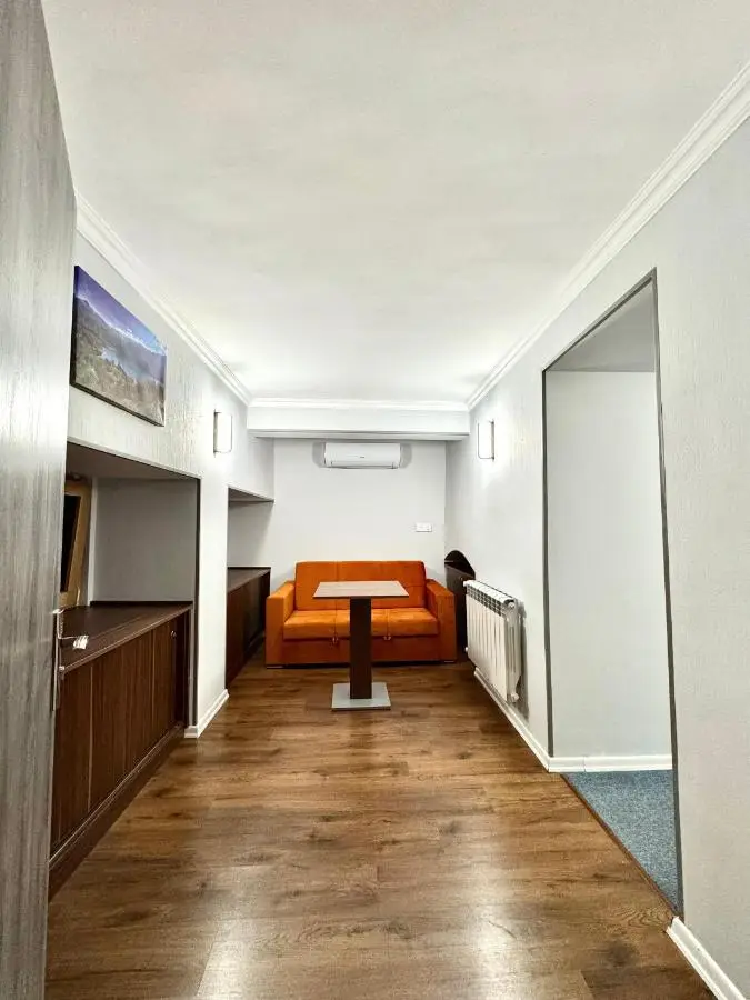 Markaz Apart and Hotel Nizami Street