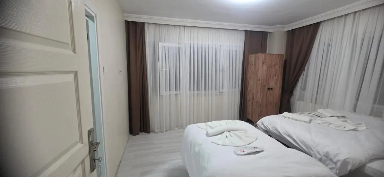 Blue Amedist Hotel