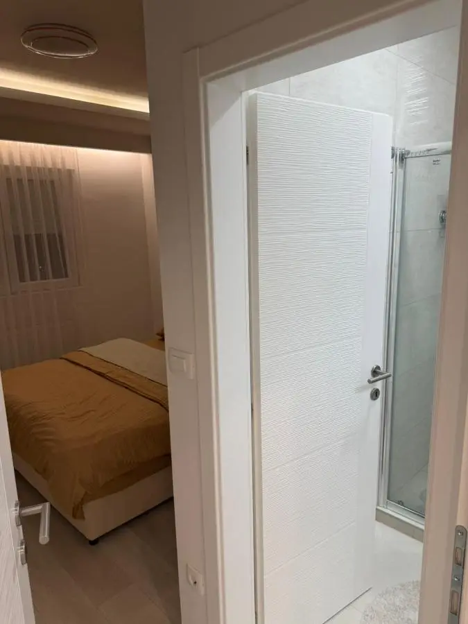 Apartmani Maja