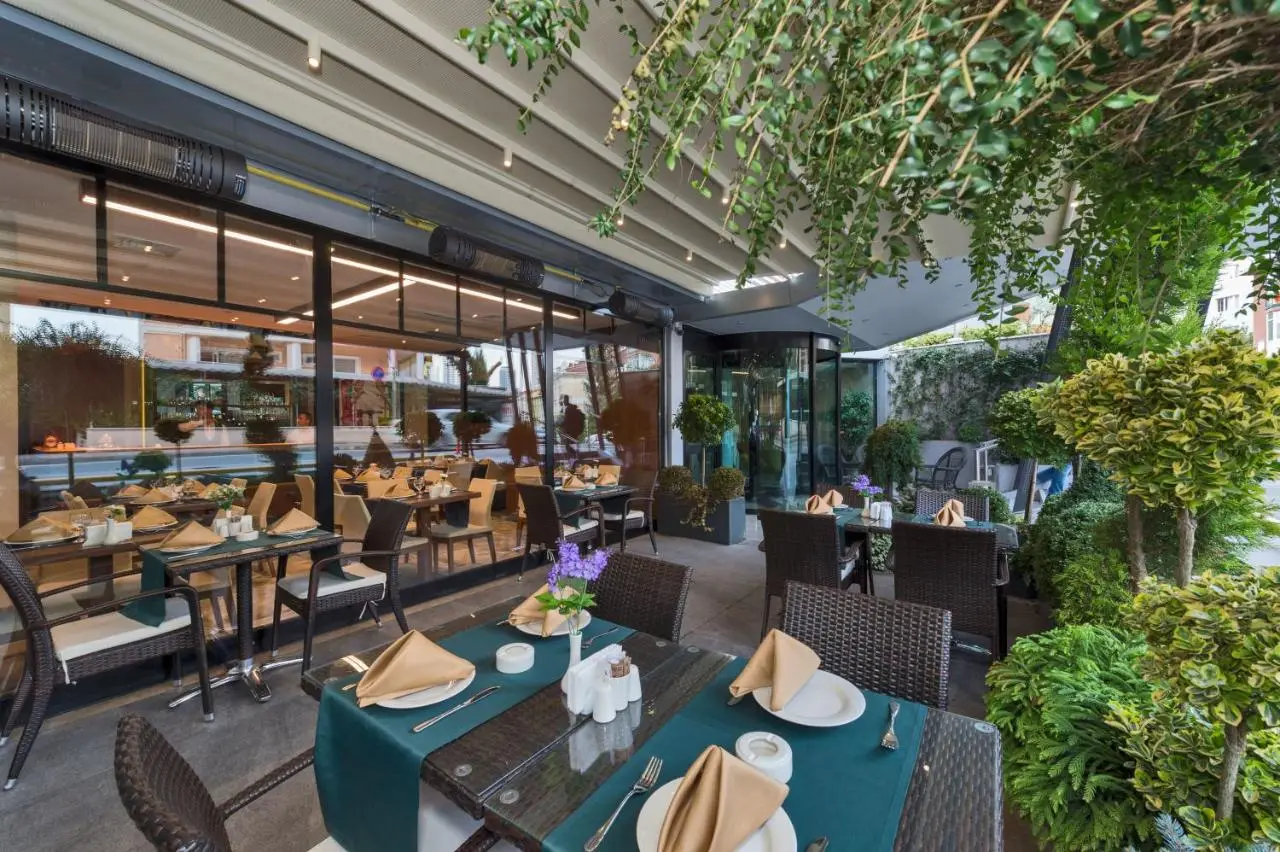 Hotel Boursier 1 & Spa