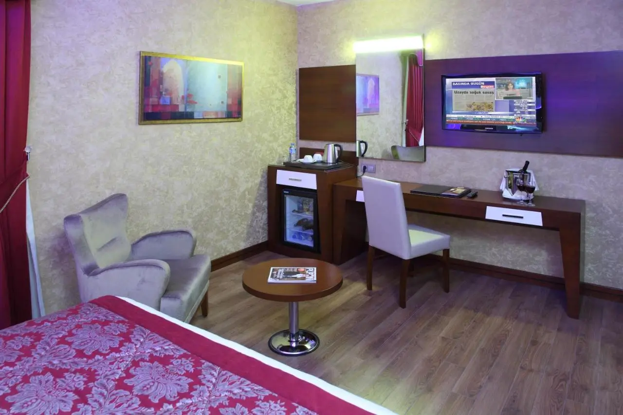 Hotel Senbayrak City