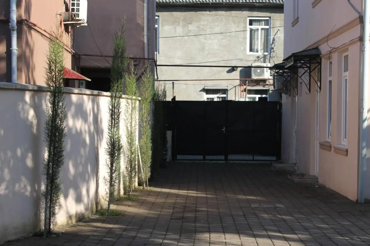 Iren Apartment