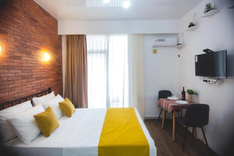 Holiday Rooms 5