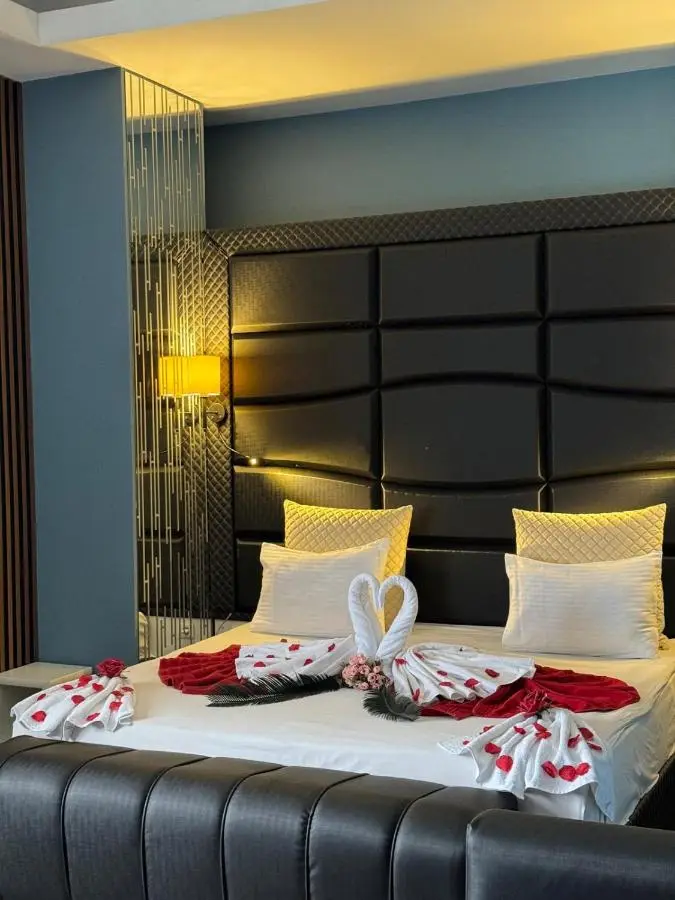 City One Hotel