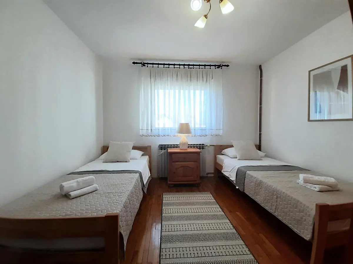Apartment Ines