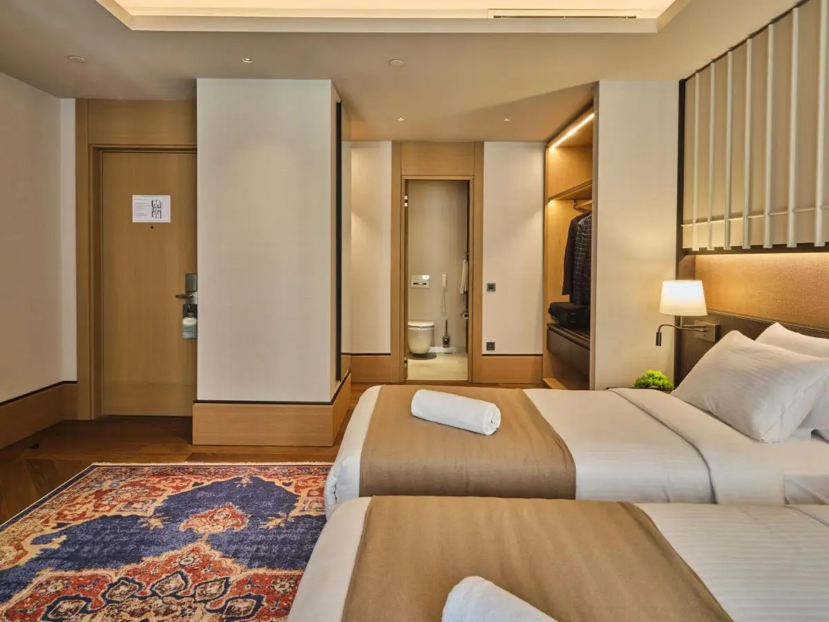 Four-G Hotel Premium