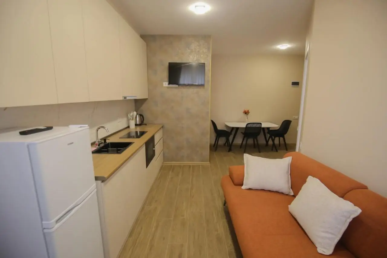 Hotel Caucasus
