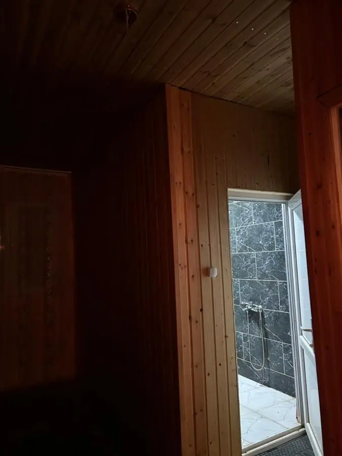 Bata GuesThouse