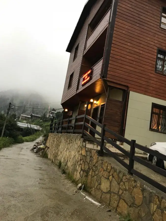 Uzungöl Ensar Dağ Evi