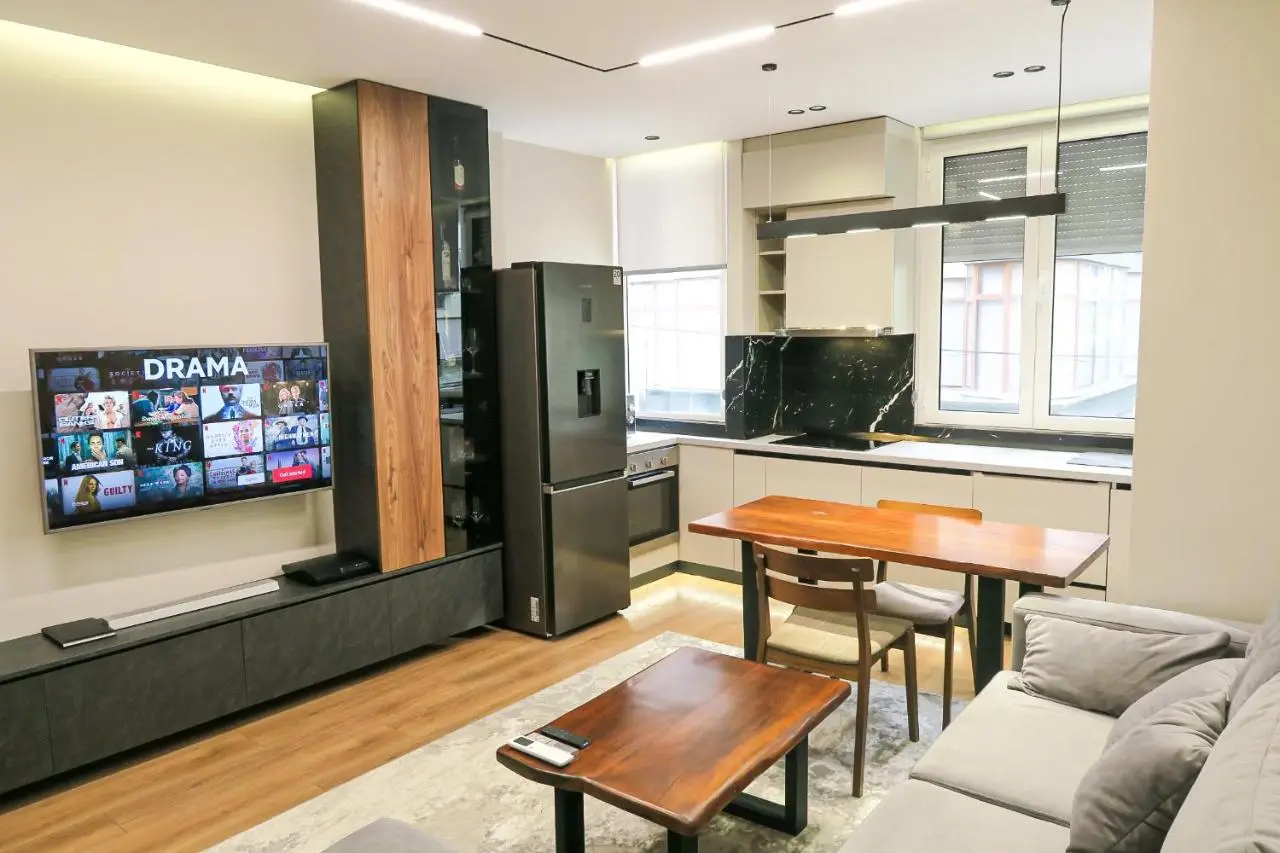 Urban21 Luxury 2 Bedroom Apartment