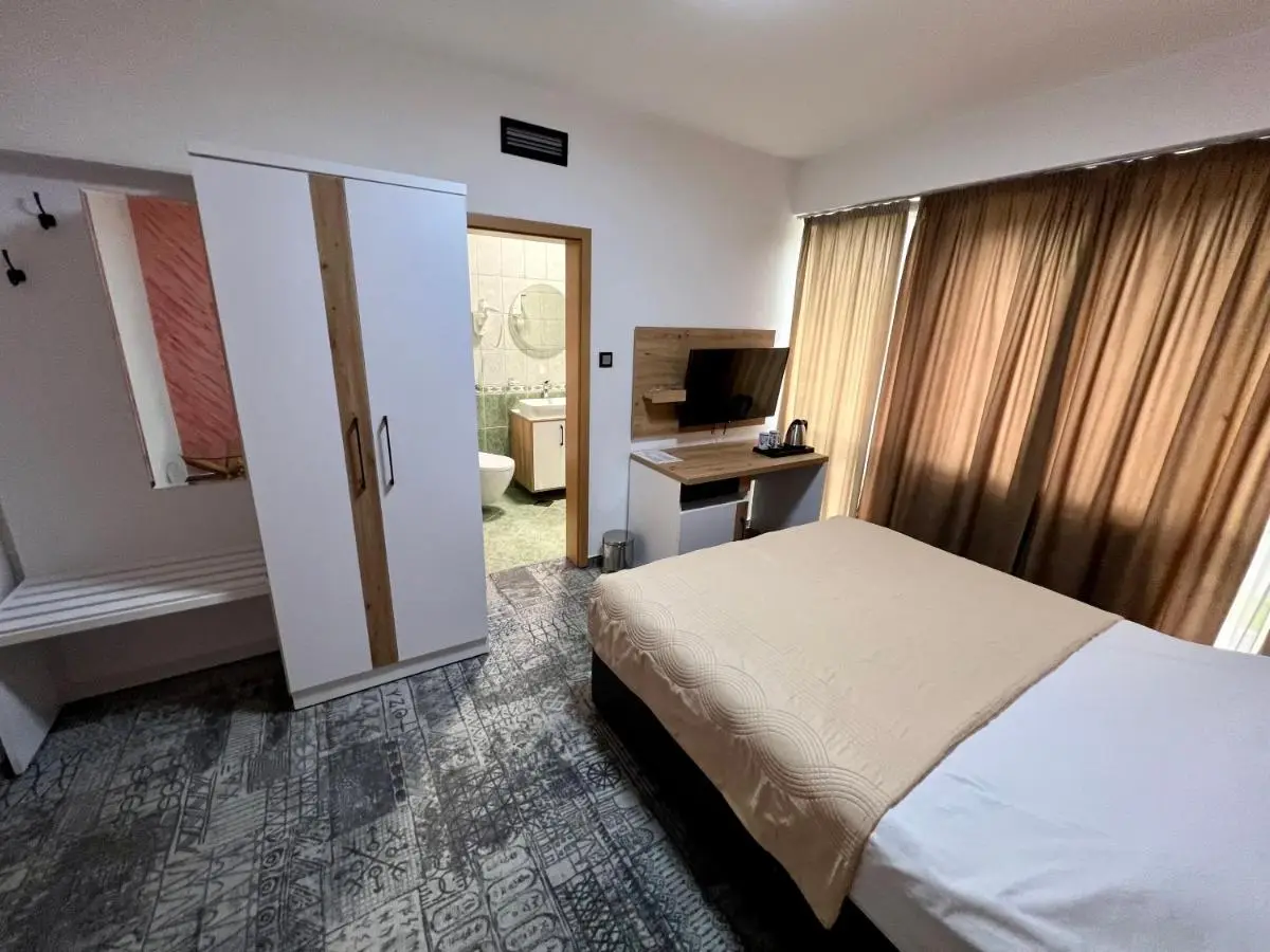 Hotel Brkić Sarajevo Airport - Free Parking