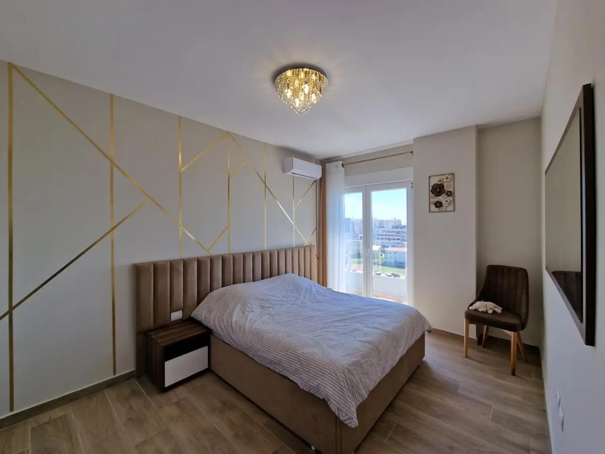 Anchor Apartments