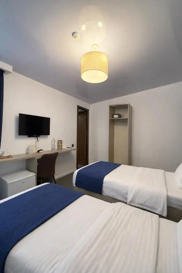 Hotel Green Town