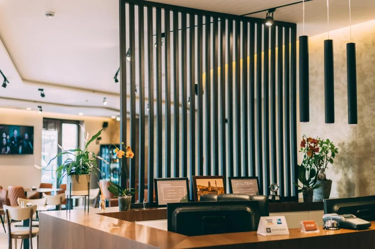 Hotel Stela Center