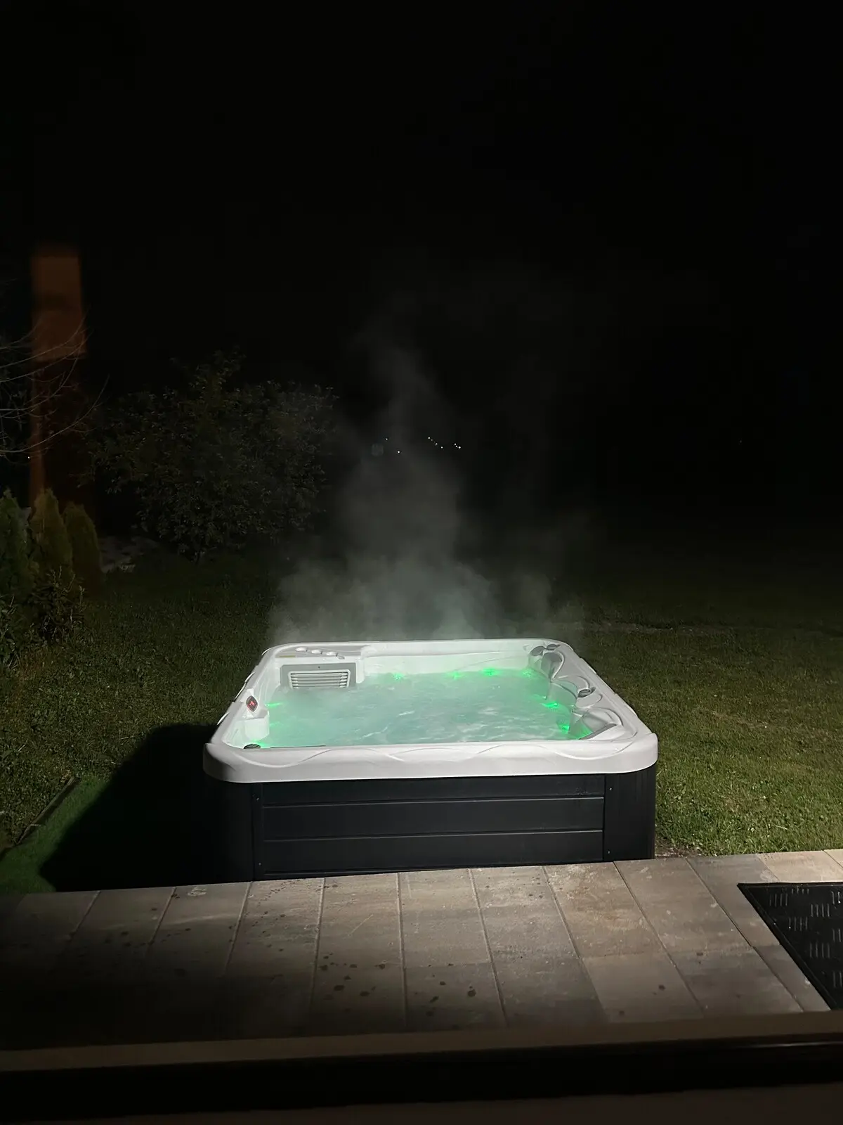 Pool House Voyage