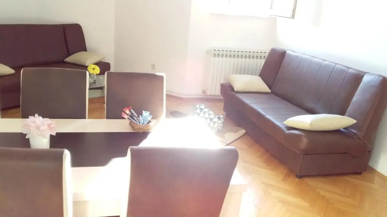 Apartment VILLA MERCI