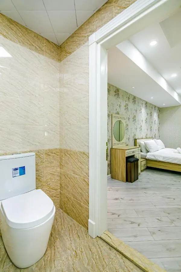 Park Azure Luxury apartment by Baku Housing