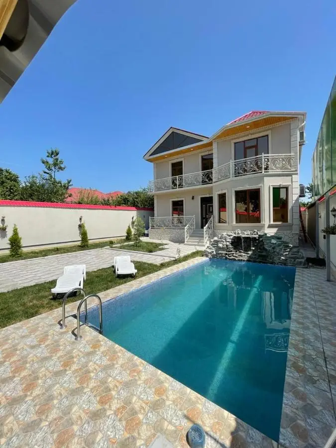 Friend's House