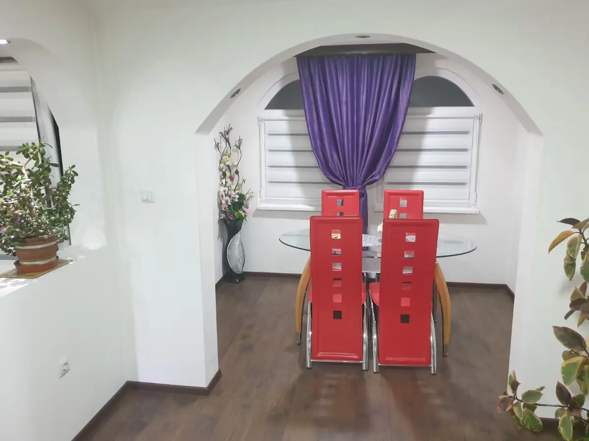 Aida's accommodation near the airport, without city noise