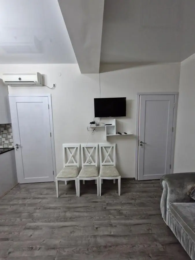 SWEET APARTMENT RUSTABELi