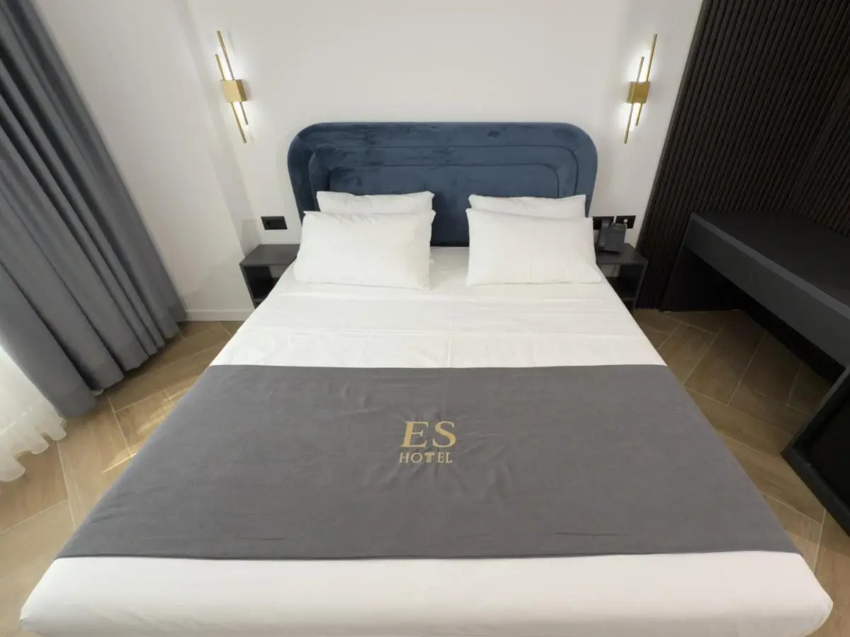 ES Hotel