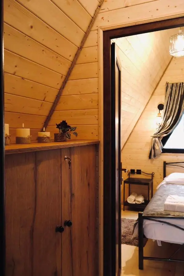 Golden Star Cottage