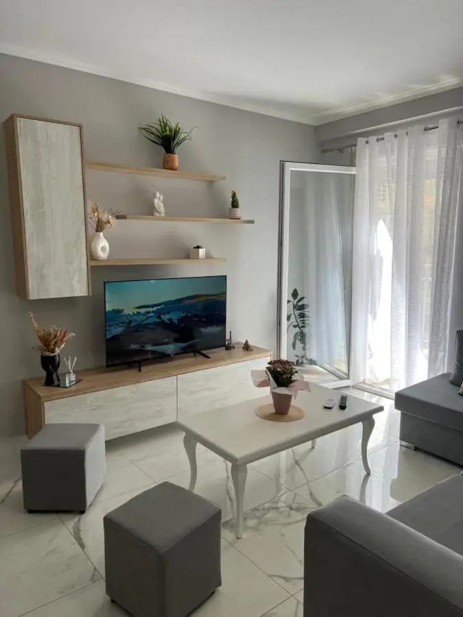 Meri's Apartment in Center