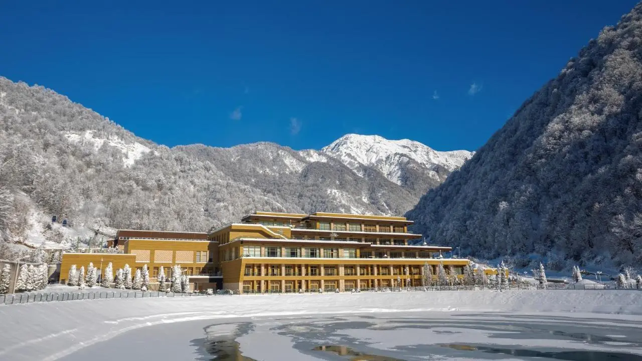 Qafqaz Tufandag Mountain Resort Hotel